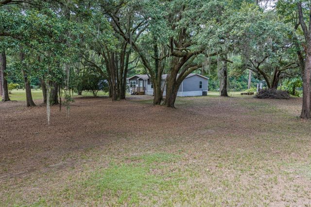 3242 Cape Road, Johns Island, SC 29455