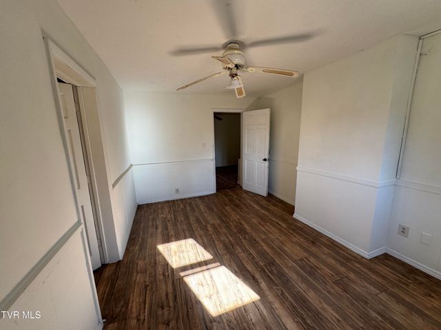 169 Midland Circle, Bristol, VA 24201