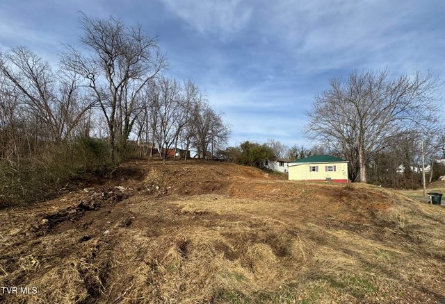 169 Midland Circle, Bristol, VA 24201