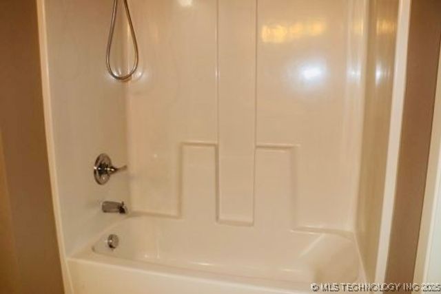 3634 E 143rd Place S, Bixby, OK 74008