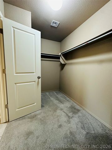 3634 E 143rd Place S, Bixby, OK 74008