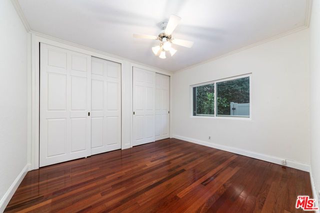 1228 N La Cienega Boulevard 102, West Hollywood, CA 90069