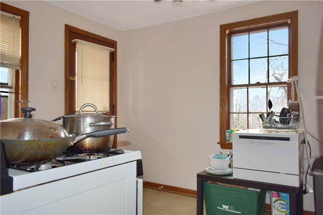 99 Convent Ave 1, Millvale, PA 15209