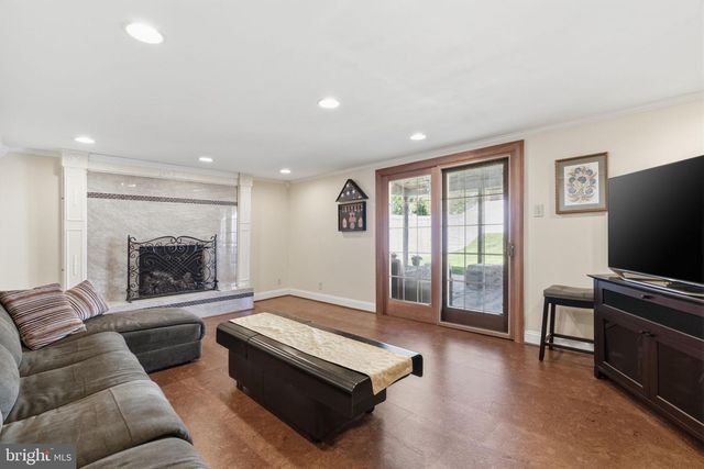 8876 RISING SUN AVE, Philadelphia, PA 19115