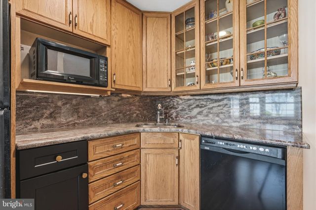 8876 RISING SUN AVE, Philadelphia, PA 19115