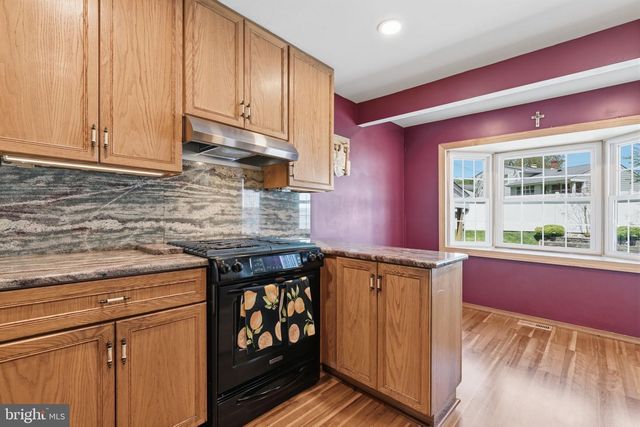 8876 RISING SUN AVE, Philadelphia, PA 19115