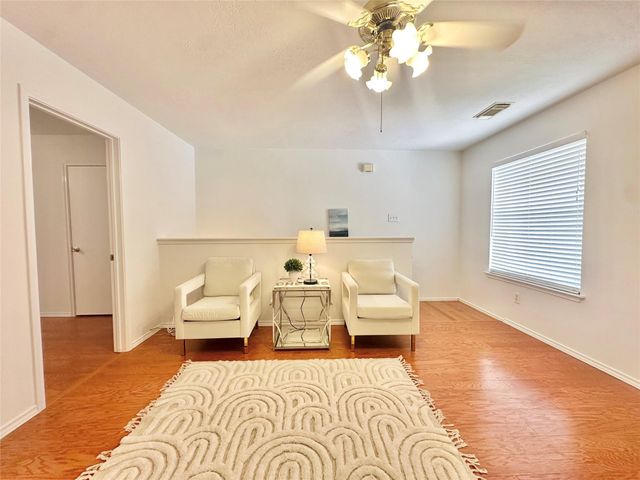 8223 Golf Green Circle, Houston, TX 77036