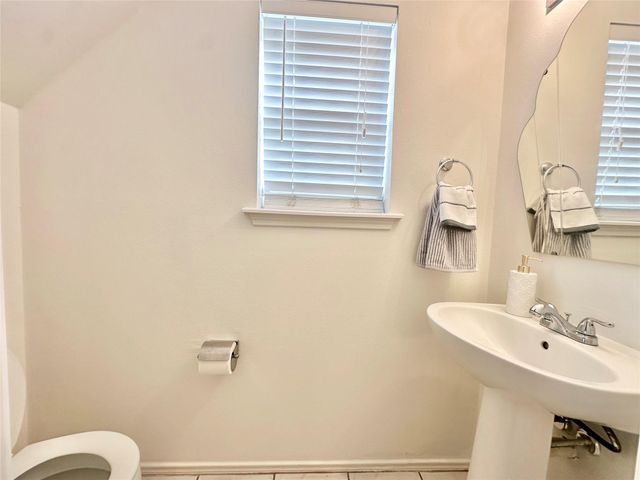 8223 Golf Green Circle, Houston, TX 77036