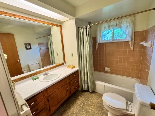 3306 Woodvalley Drive, Flushing Twp, MI 48433