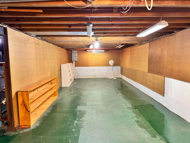 3306 Woodvalley Drive, Flushing Twp, MI 48433