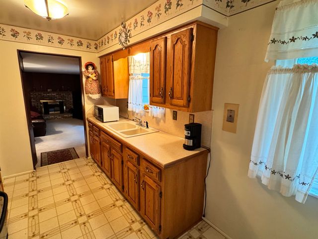 3306 Woodvalley Drive, Flushing Twp, MI 48433