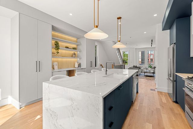 17 Lothrop St 17, Boston, MA 02135