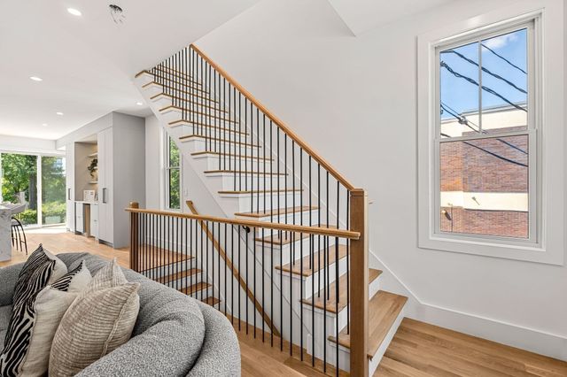 17 Lothrop St 17, Boston, MA 02135