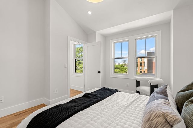 17 Lothrop St 17, Boston, MA 02135