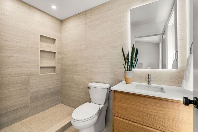 17 Lothrop St 17, Boston, MA 02135