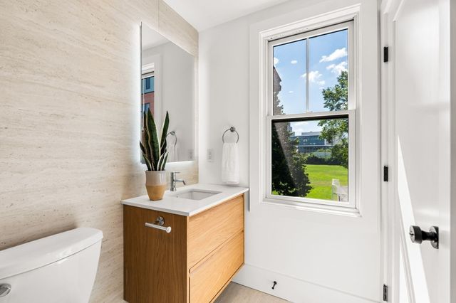 17 Lothrop St 17, Boston, MA 02135