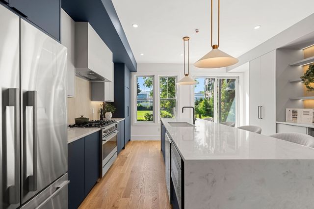 17 Lothrop St 17, Boston, MA 02135