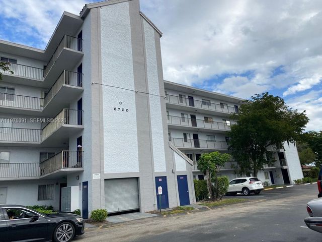 8700 N Sherman Circle 305, Miramar, FL 33025
