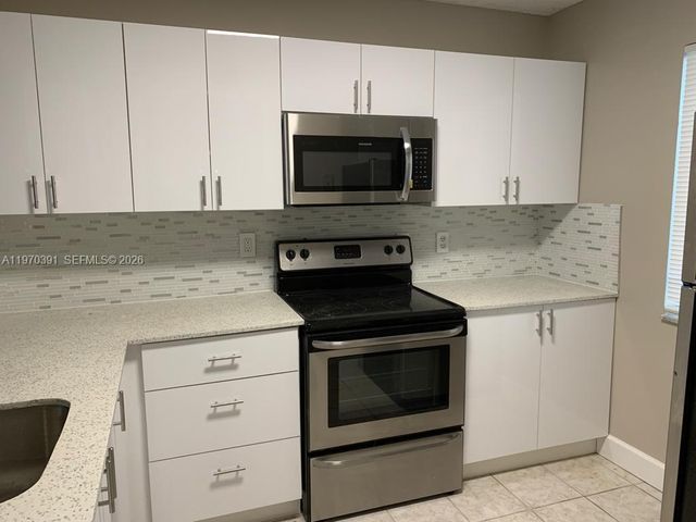 8700 N Sherman Circle 305, Miramar, FL 33025