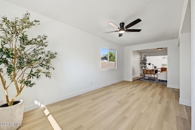 5009 N 62ND Avenue, Glendale, AZ 85301