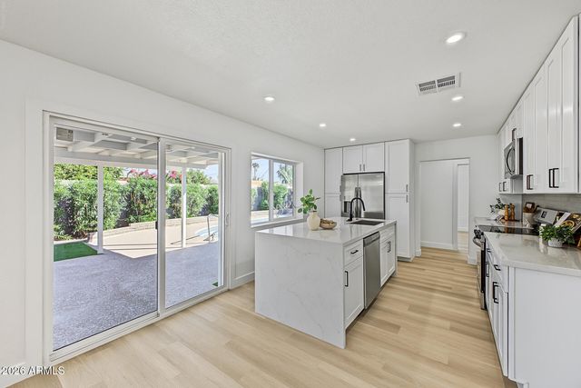 5009 N 62ND Avenue, Glendale, AZ 85301