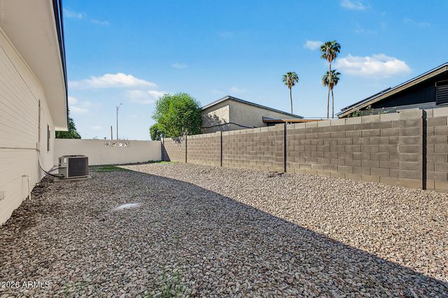 5009 N 62ND Avenue, Glendale, AZ 85301