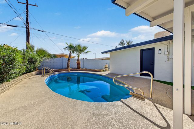 5009 N 62ND Avenue, Glendale, AZ 85301