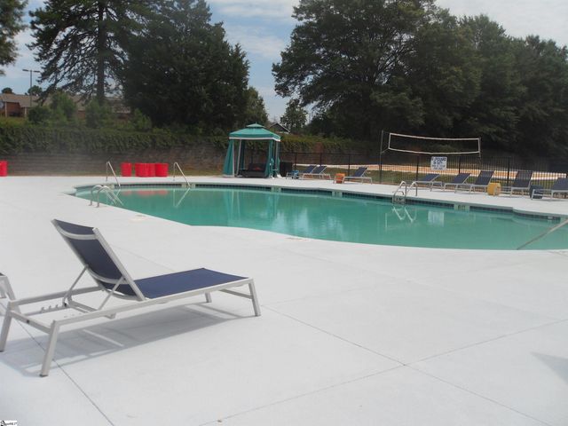 122 University Village Drive, Central, SC 29630