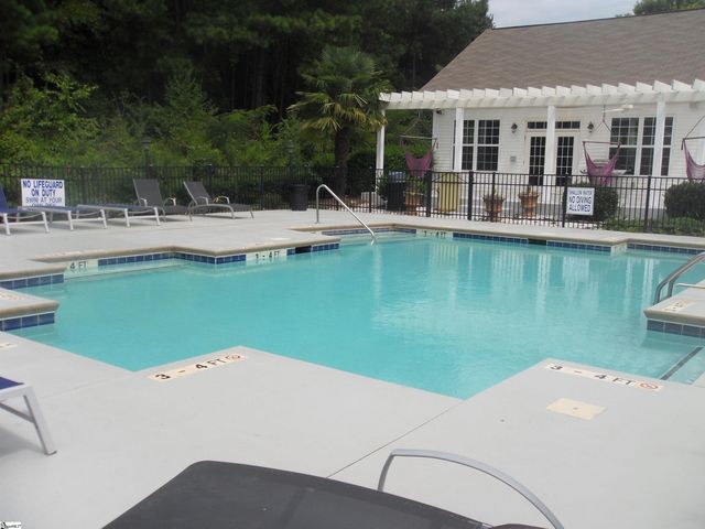 122 University Village Drive, Central, SC 29630