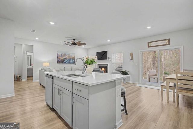 87 Cranson Walk, Pendergrass, GA 30567