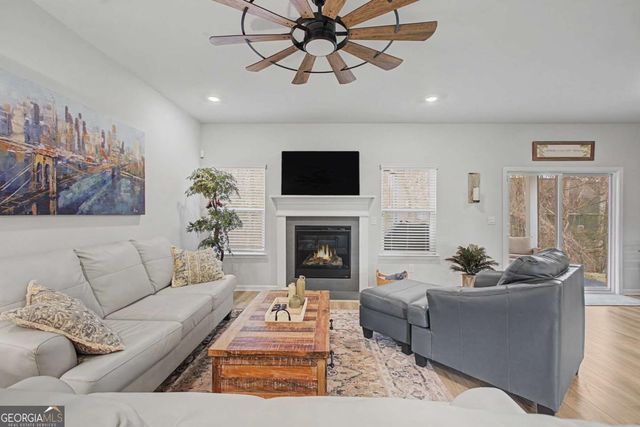 87 Cranson Walk, Pendergrass, GA 30567