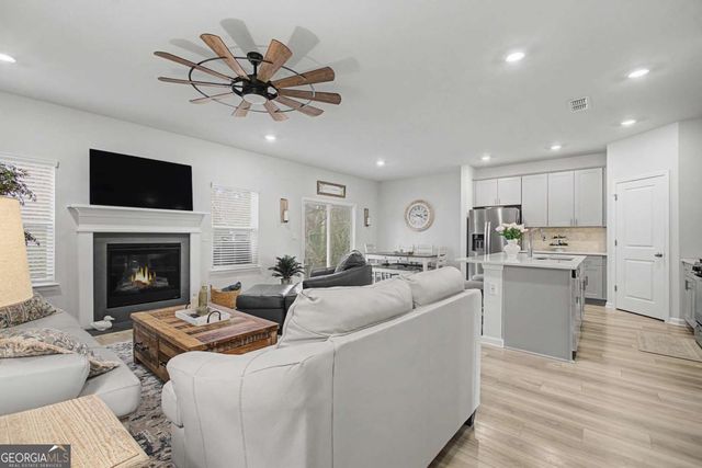 87 Cranson Walk, Pendergrass, GA 30567