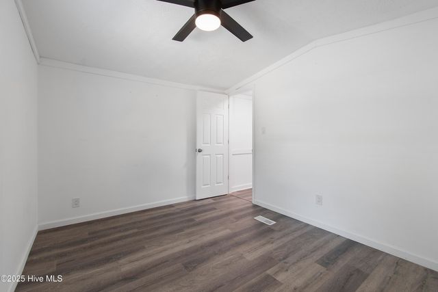 2744 Ocean View Avenue SW, Supply, NC 28462