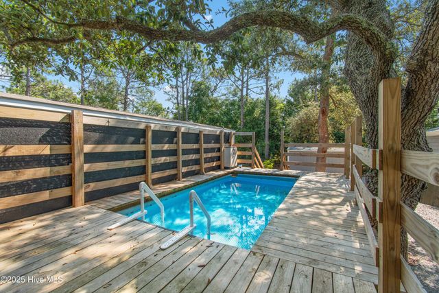 2744 Ocean View Avenue SW, Supply, NC 28462