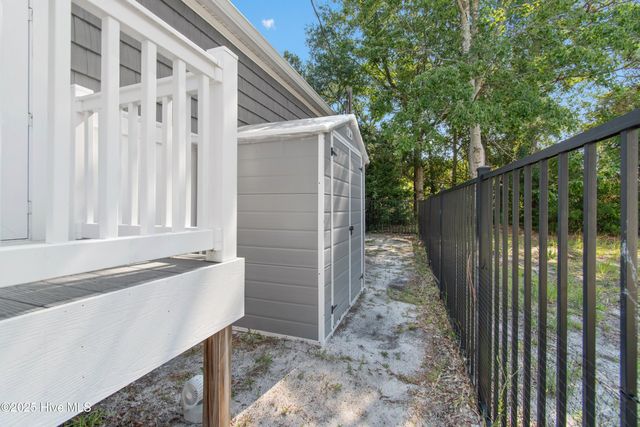 2744 Ocean View Avenue SW, Supply, NC 28462