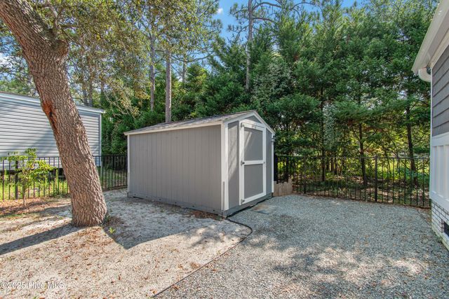 2744 Ocean View Avenue SW, Supply, NC 28462