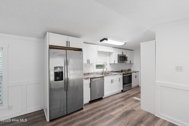 2744 Ocean View Avenue SW, Supply, NC 28462