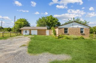 9242 Green Springs Circle, Sanger, TX 76266