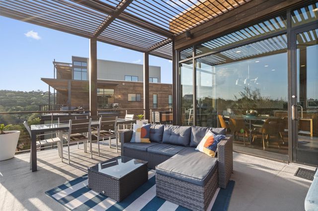 1101 Ivean Pearson RD E208, Lago Vista, TX 78645