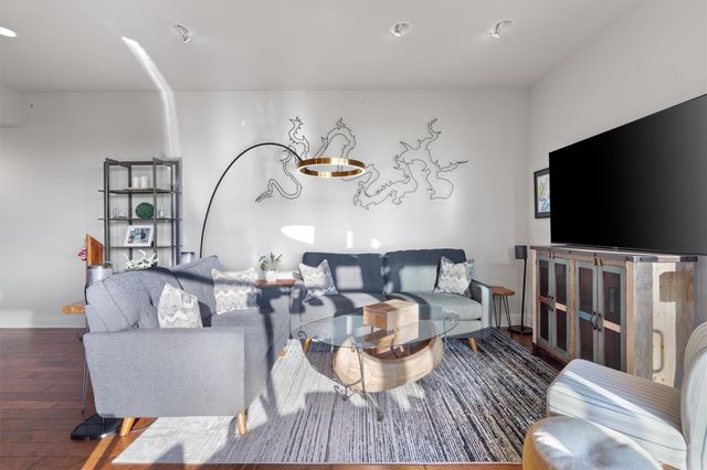 1101 Ivean Pearson RD E208, Lago Vista, TX 78645