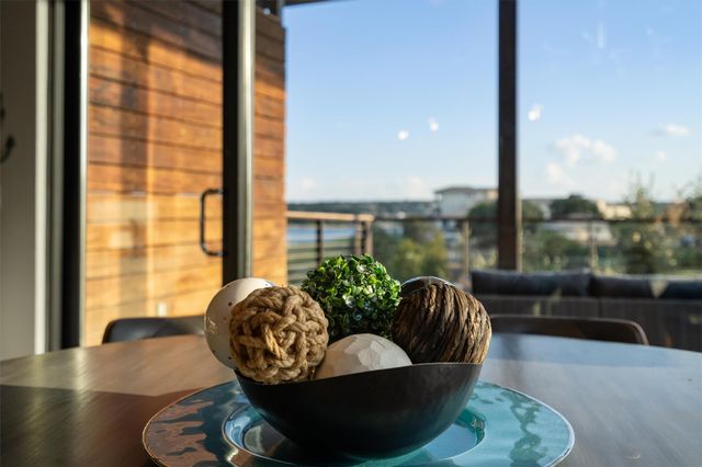 1101 Ivean Pearson RD E208, Lago Vista, TX 78645