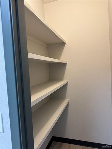 833 E Esperanza Avenue C, Mcallen, TX 78501