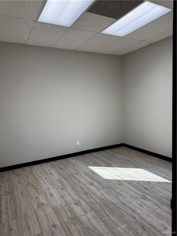 833 E Esperanza Avenue C, Mcallen, TX 78501