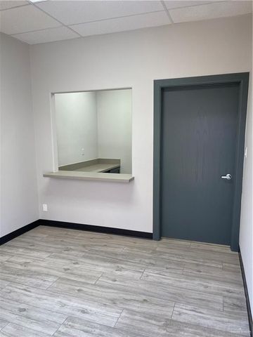 833 E Esperanza Avenue C, Mcallen, TX 78501