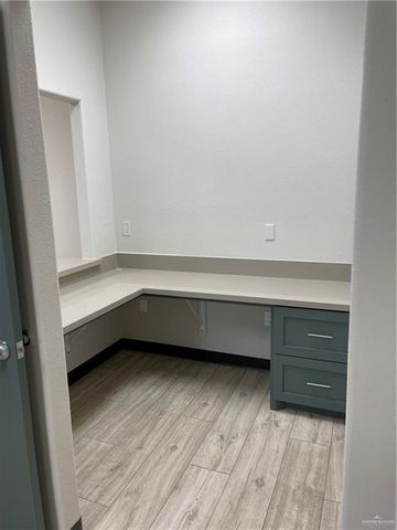 833 E Esperanza Avenue C, Mcallen, TX 78501