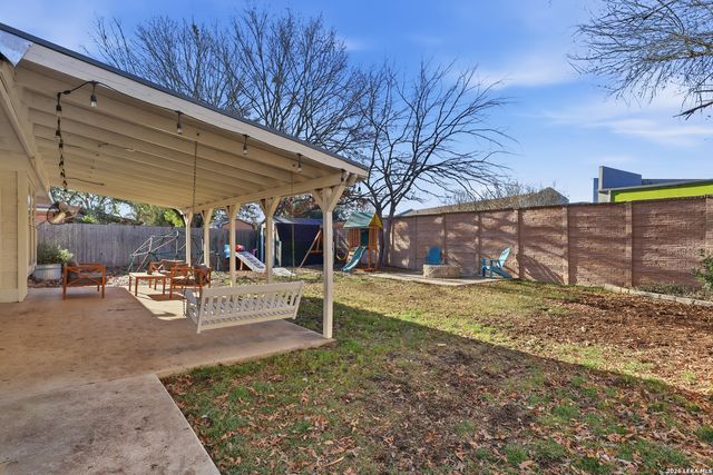 1228 Dove, Schertz, TX 78154