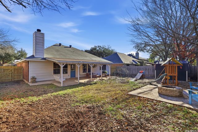 1228 Dove, Schertz, TX 78154