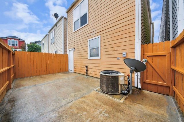 10347 Panther Point Drive, Houston, TX 77099