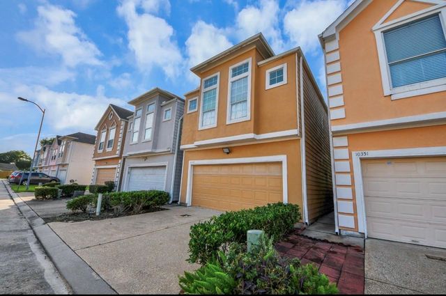 10347 Panther Point Drive, Houston, TX 77099