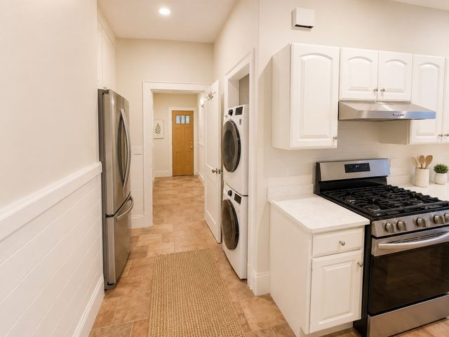 67 Green St 67, Brookline, MA 02446